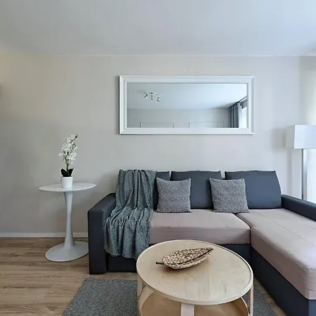 Urban Nomad Next To Palace Of Culture Warschau